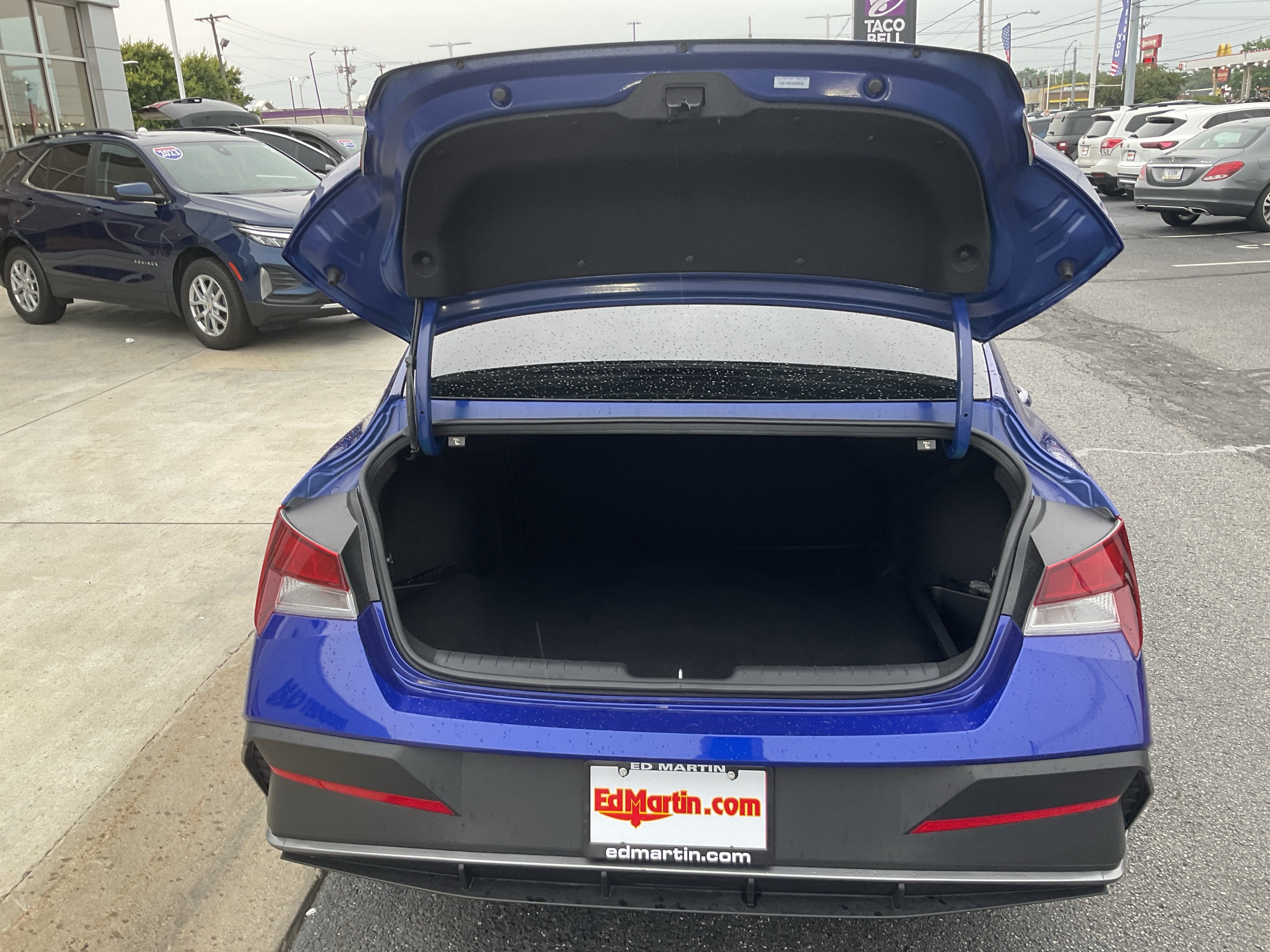 2025 Hyundai Elantra SEL Sport