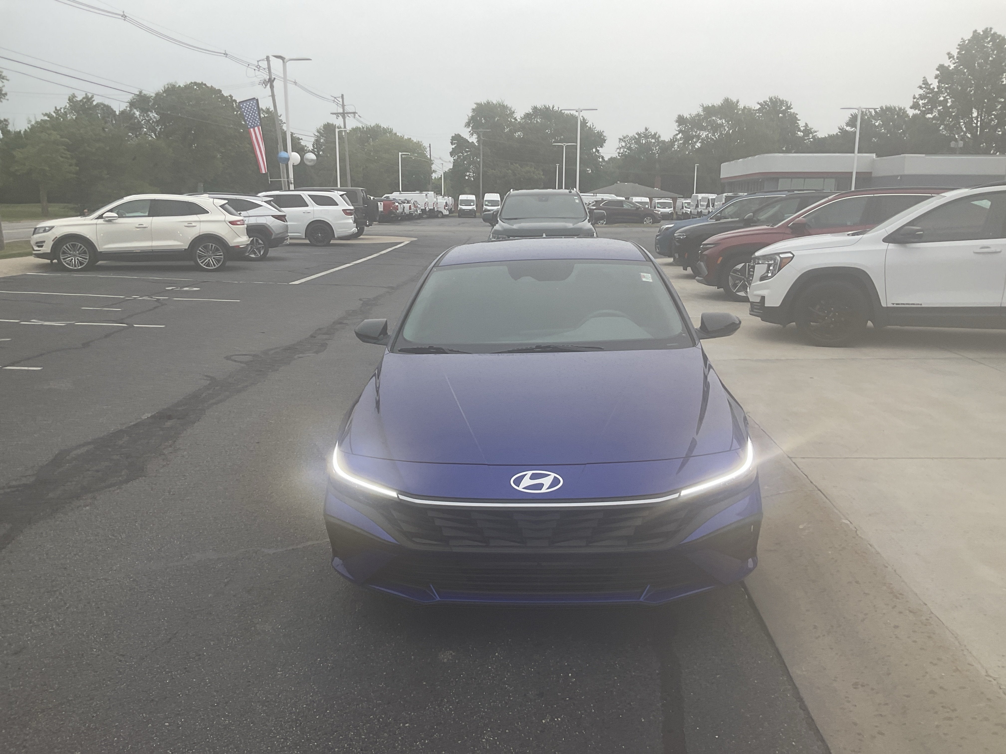 2025 Hyundai Elantra SEL Sport
