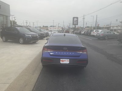 2025 Hyundai Elantra SEL Sport