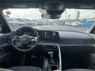 2025 Hyundai Elantra SEL Sport