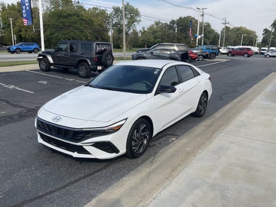 2025 Hyundai Elantra SEL Sport