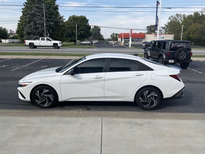 2025 Hyundai Elantra SEL Sport