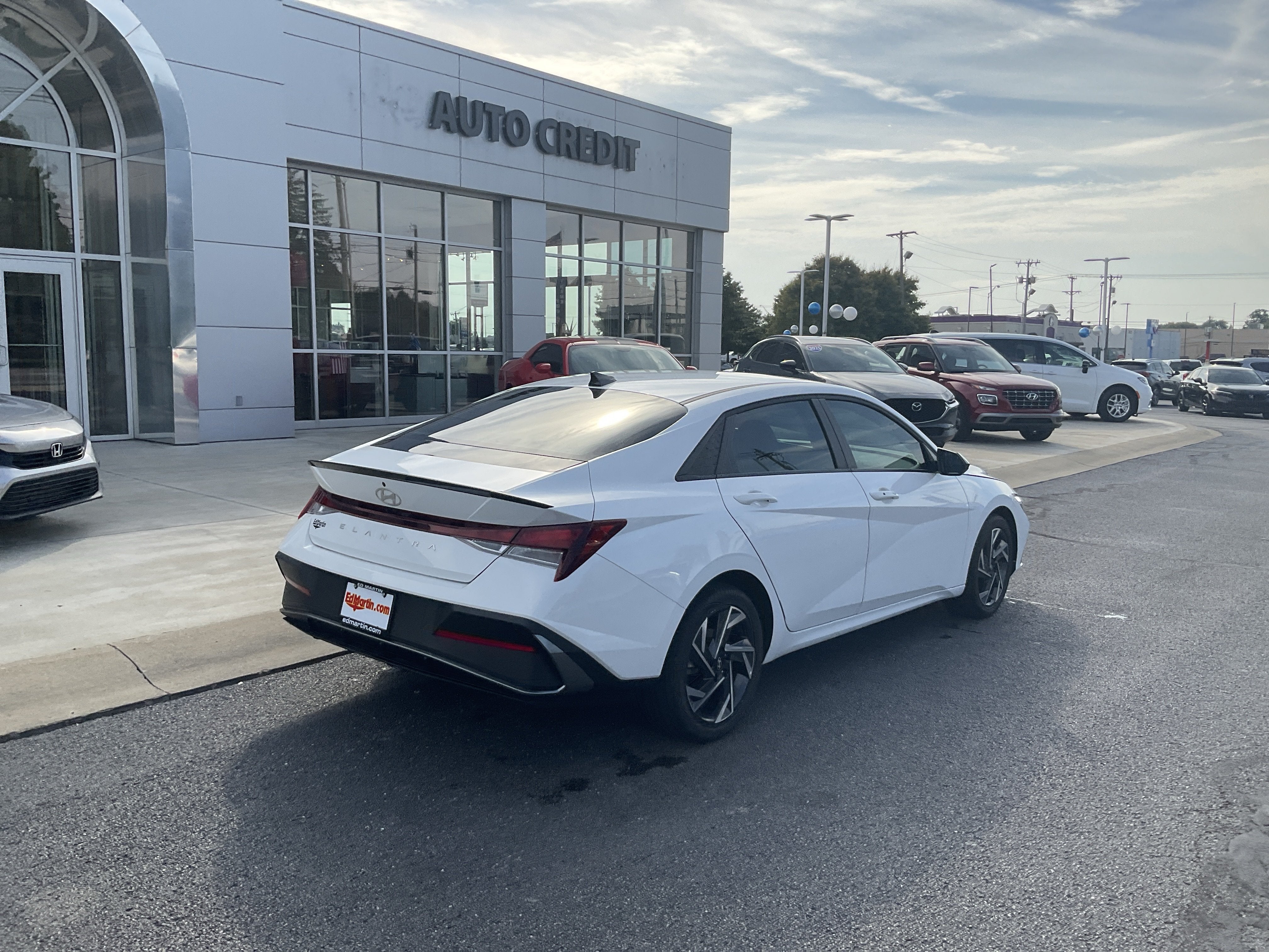 2025 Hyundai Elantra SEL Sport