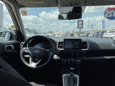 2025 Hyundai Venue SEL