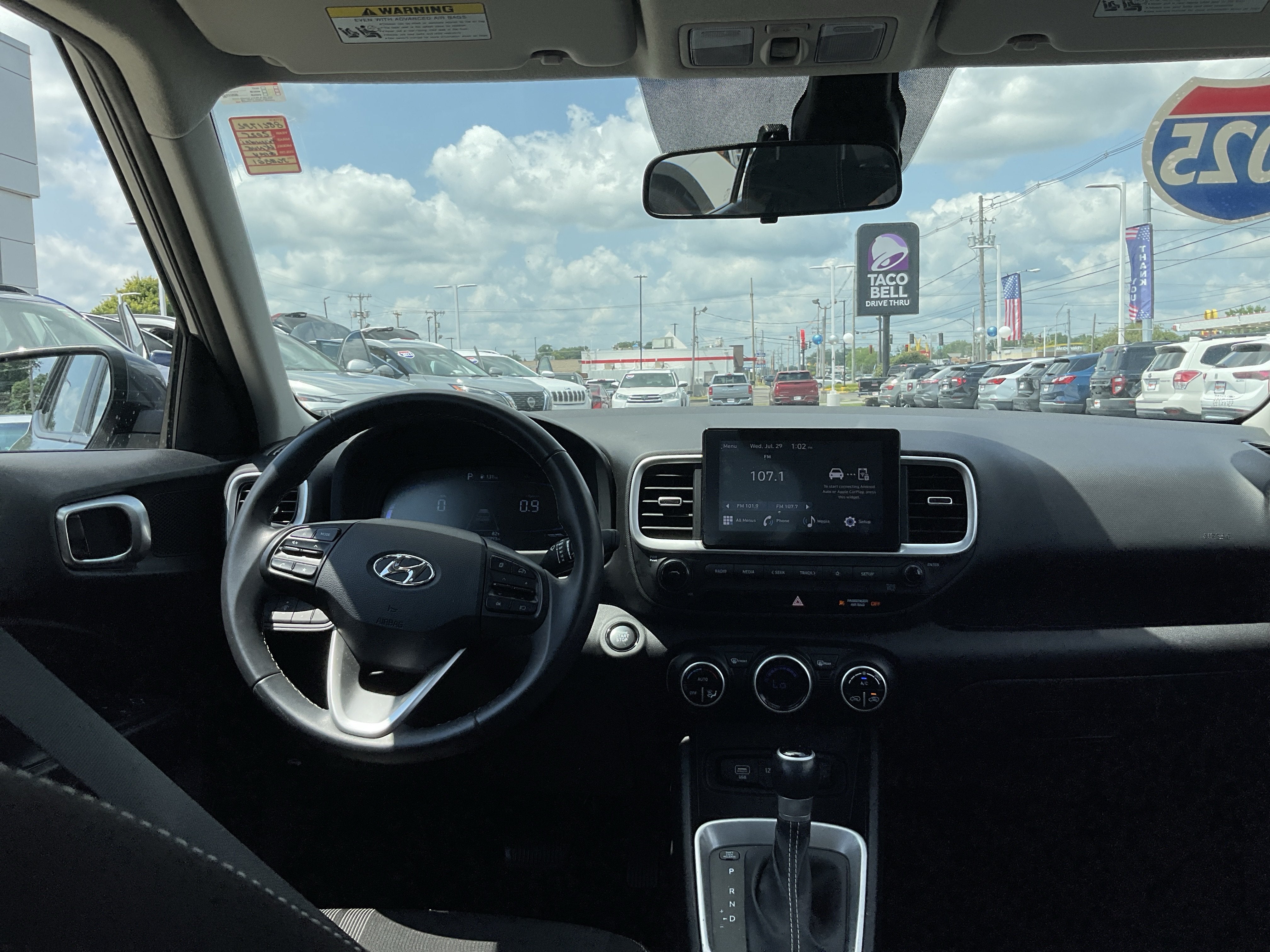 2025 Hyundai Venue SEL