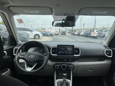 2025 Hyundai Venue SEL