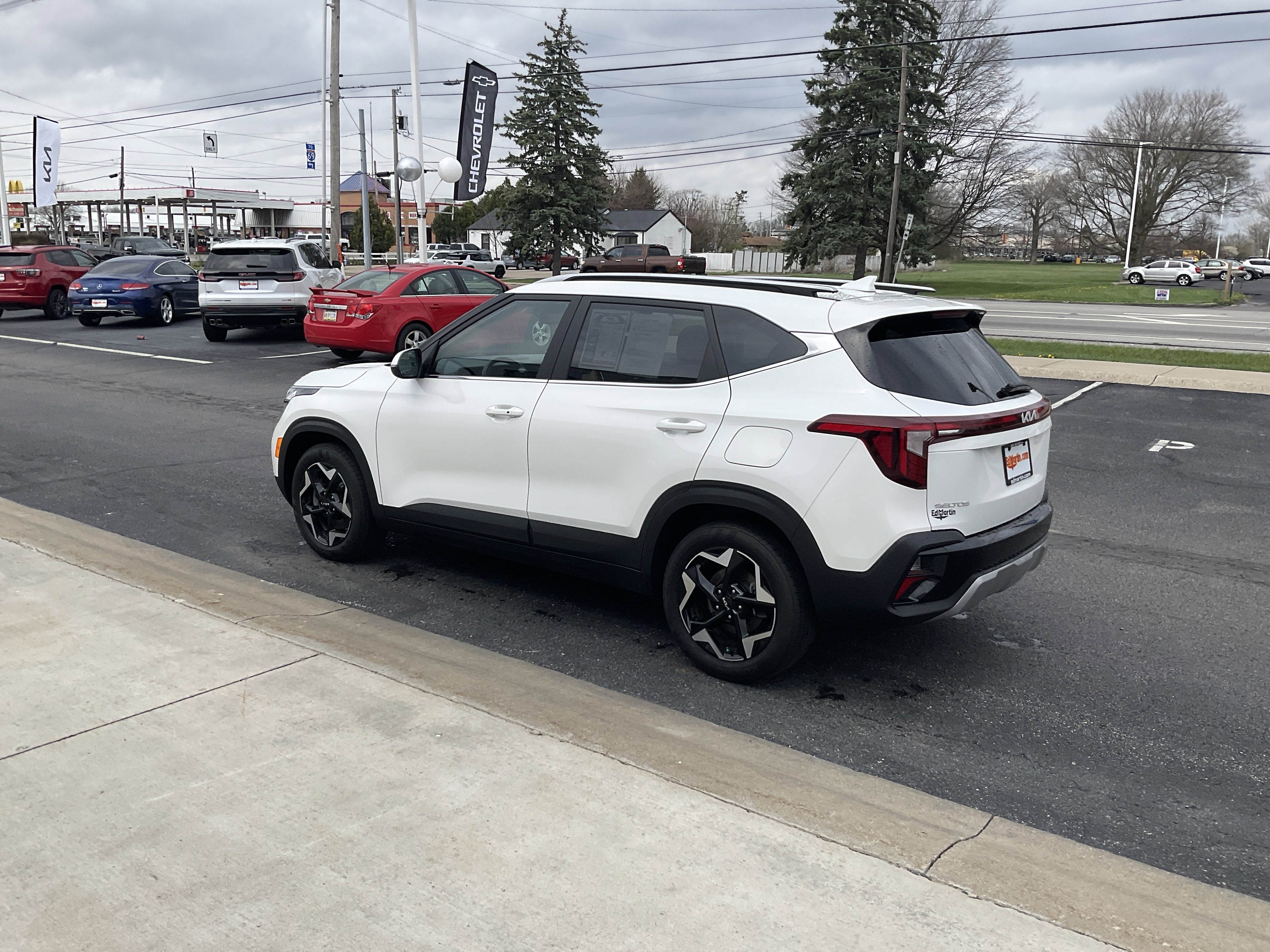 2024 Kia Seltos EX
