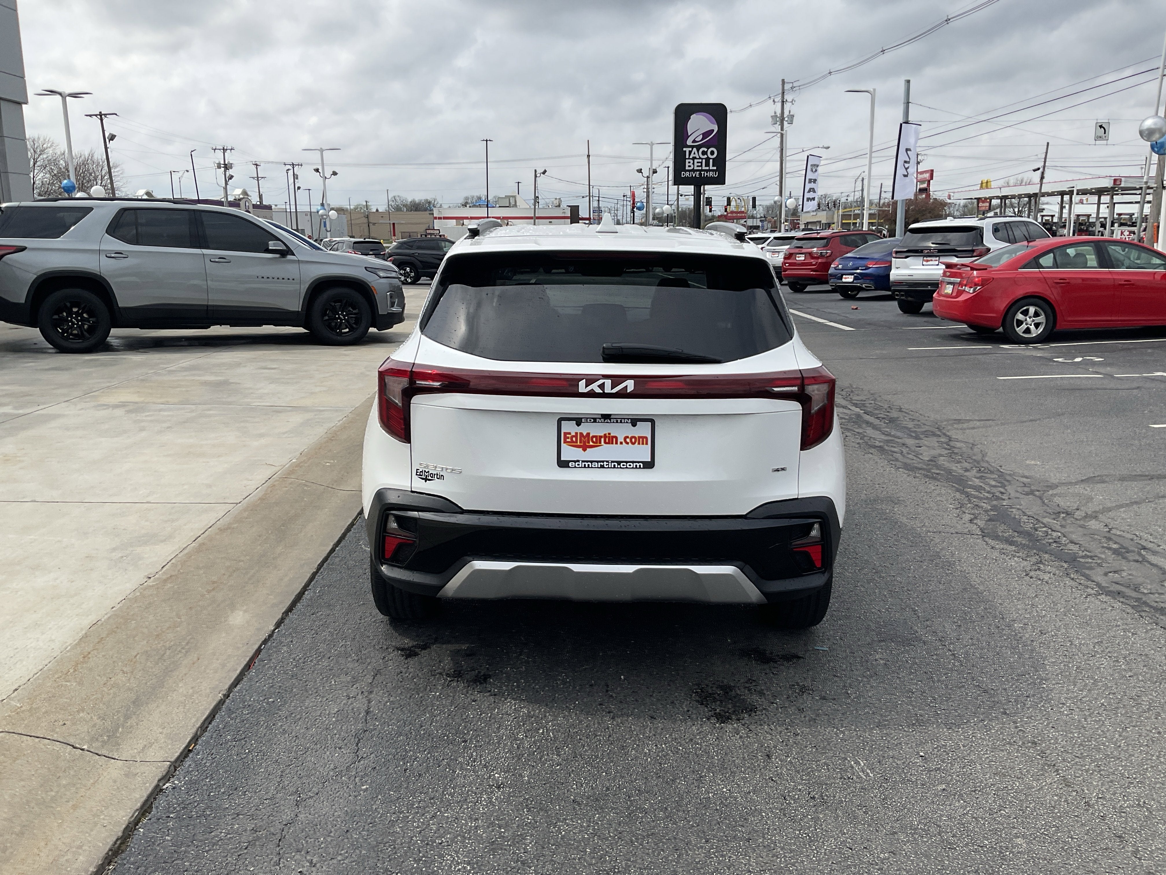 2024 Kia Seltos EX