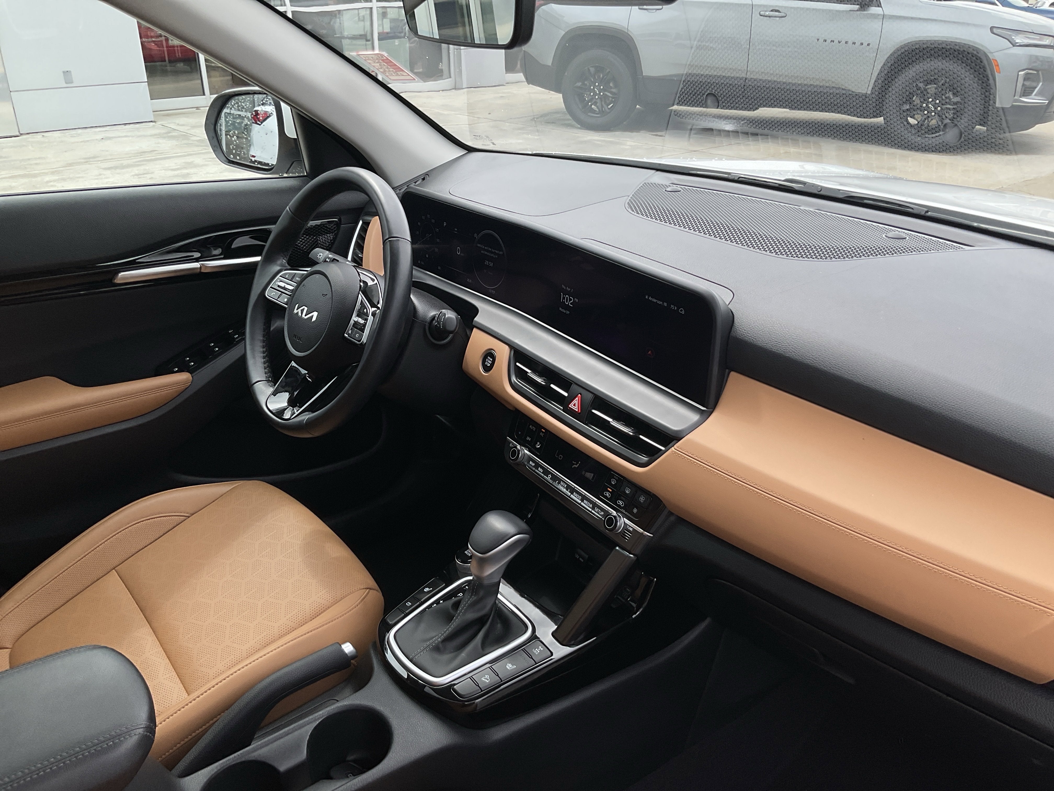 2024 Kia Seltos EX