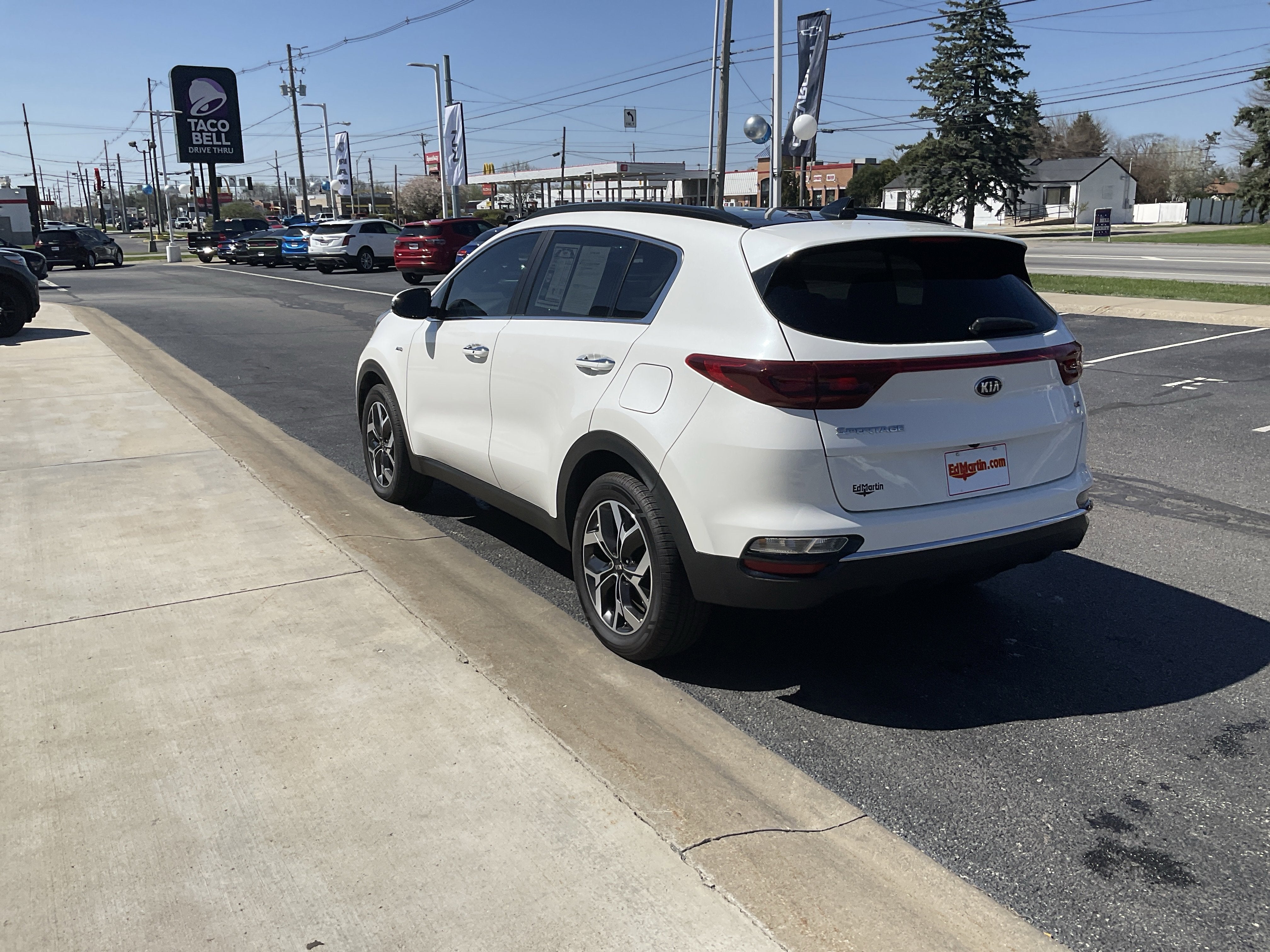 2022 Kia Sportage EX