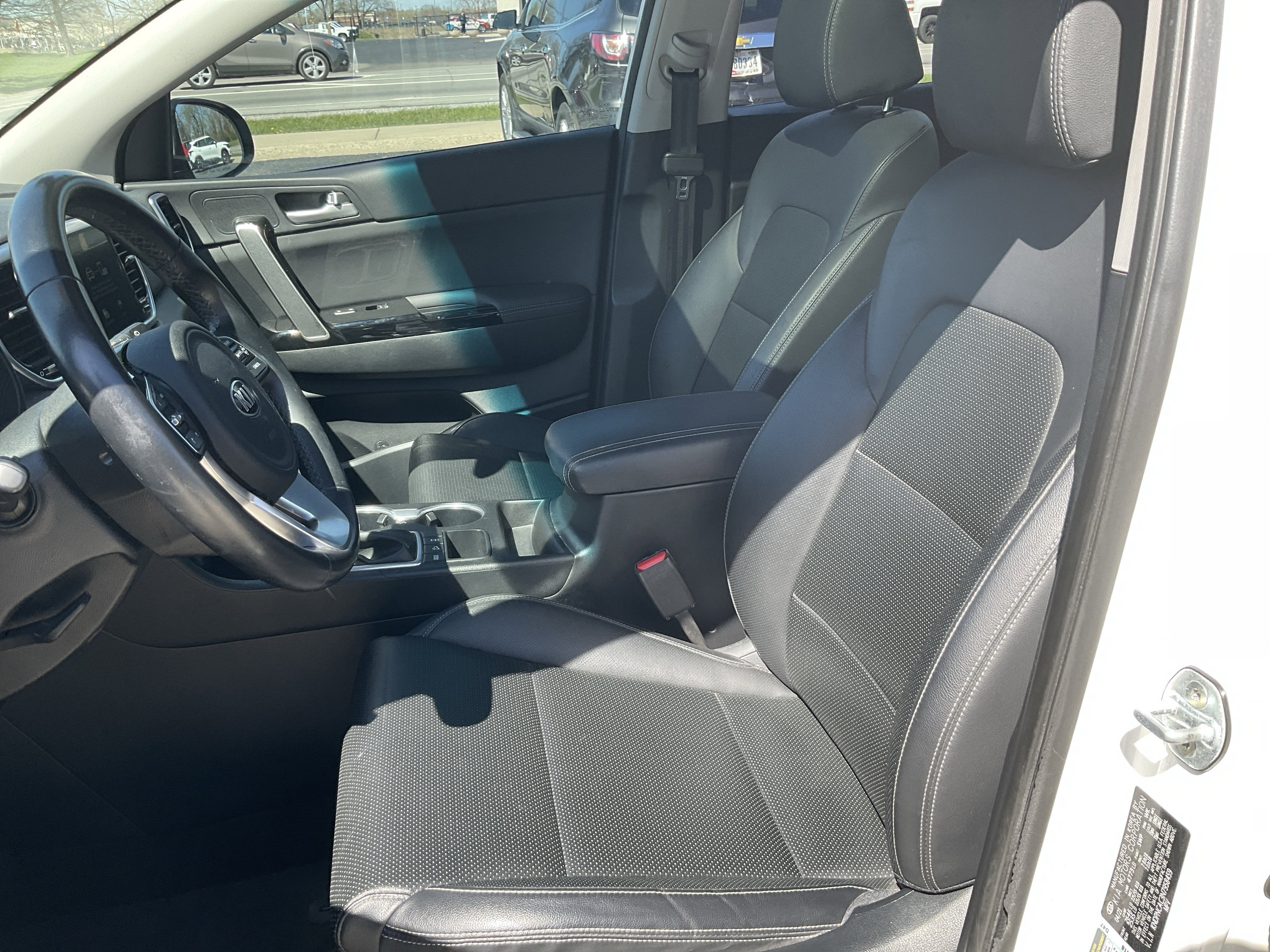 2022 Kia Sportage EX