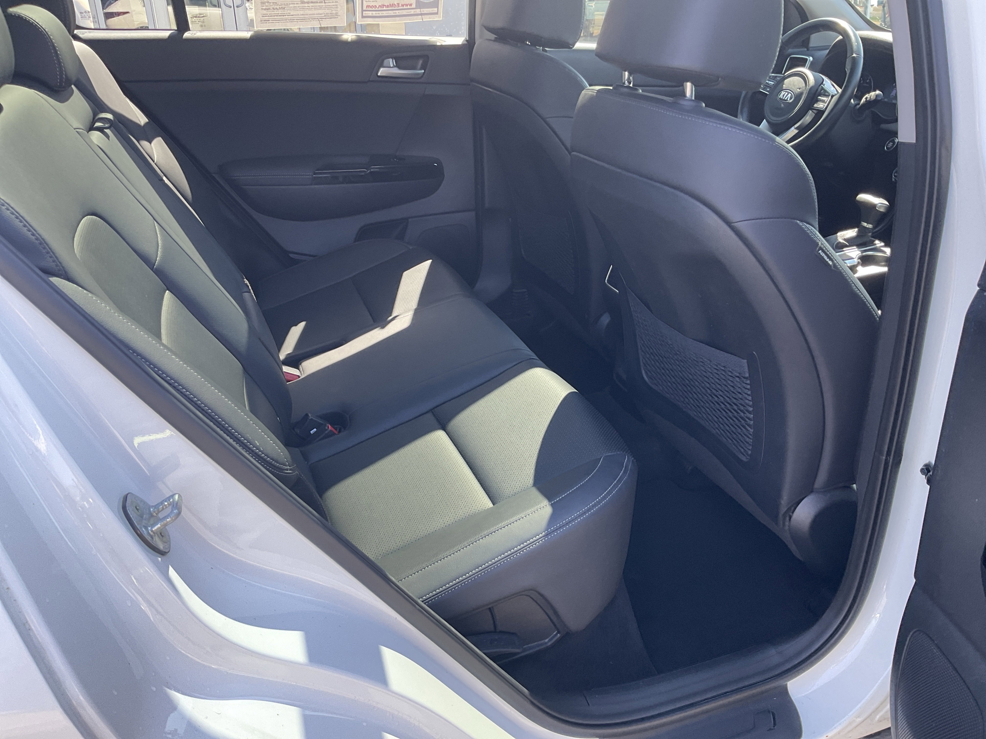 2022 Kia Sportage EX