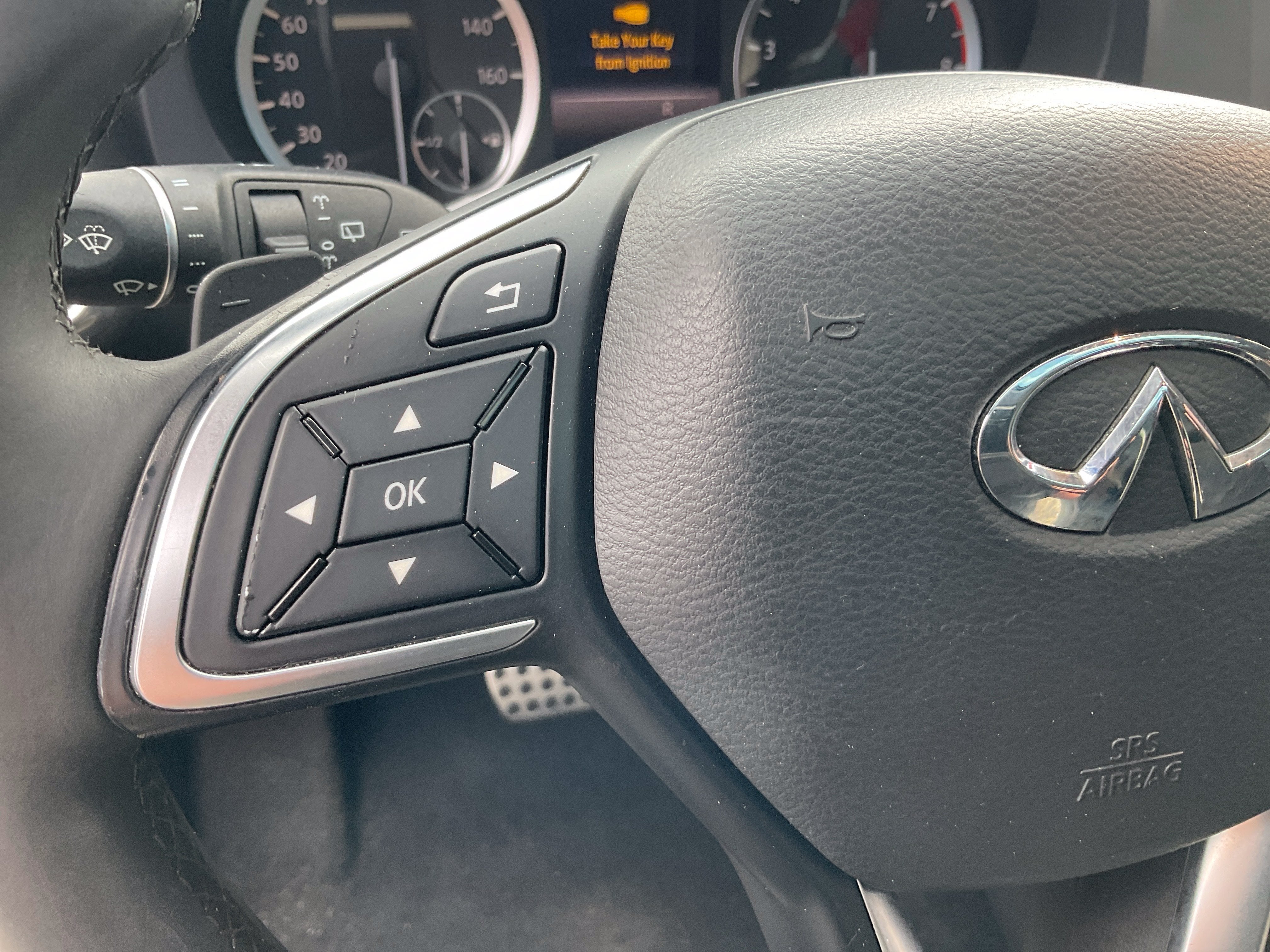 2018 INFINITI QX30 Sport