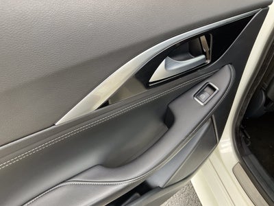 2018 INFINITI QX30 Sport