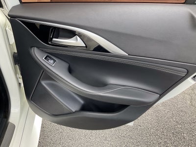 2018 INFINITI QX30 Sport