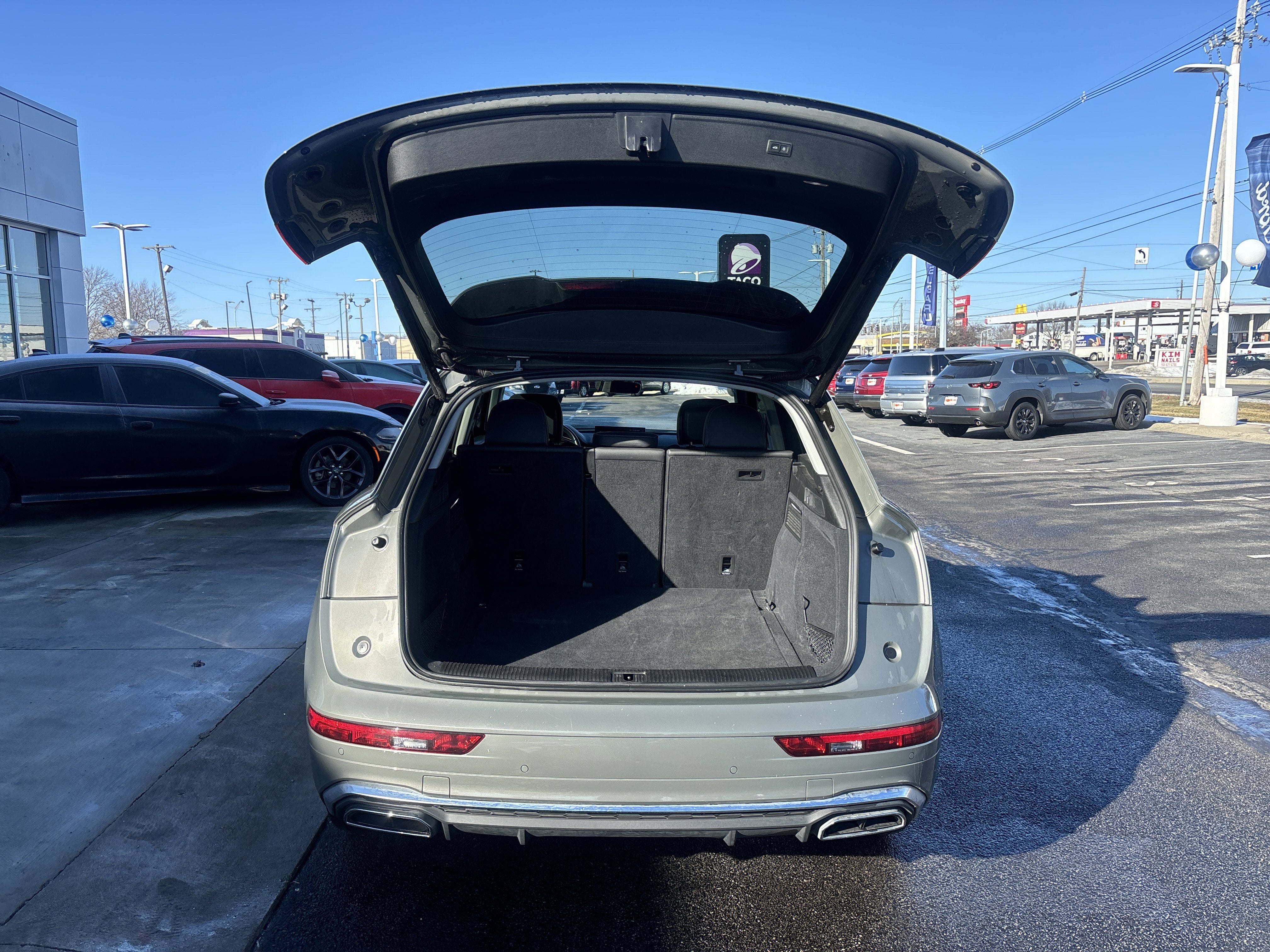 2024 Audi Q5 45 S line Premium quattro