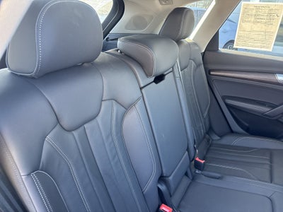 2024 Audi Q5 45 S line Premium quattro