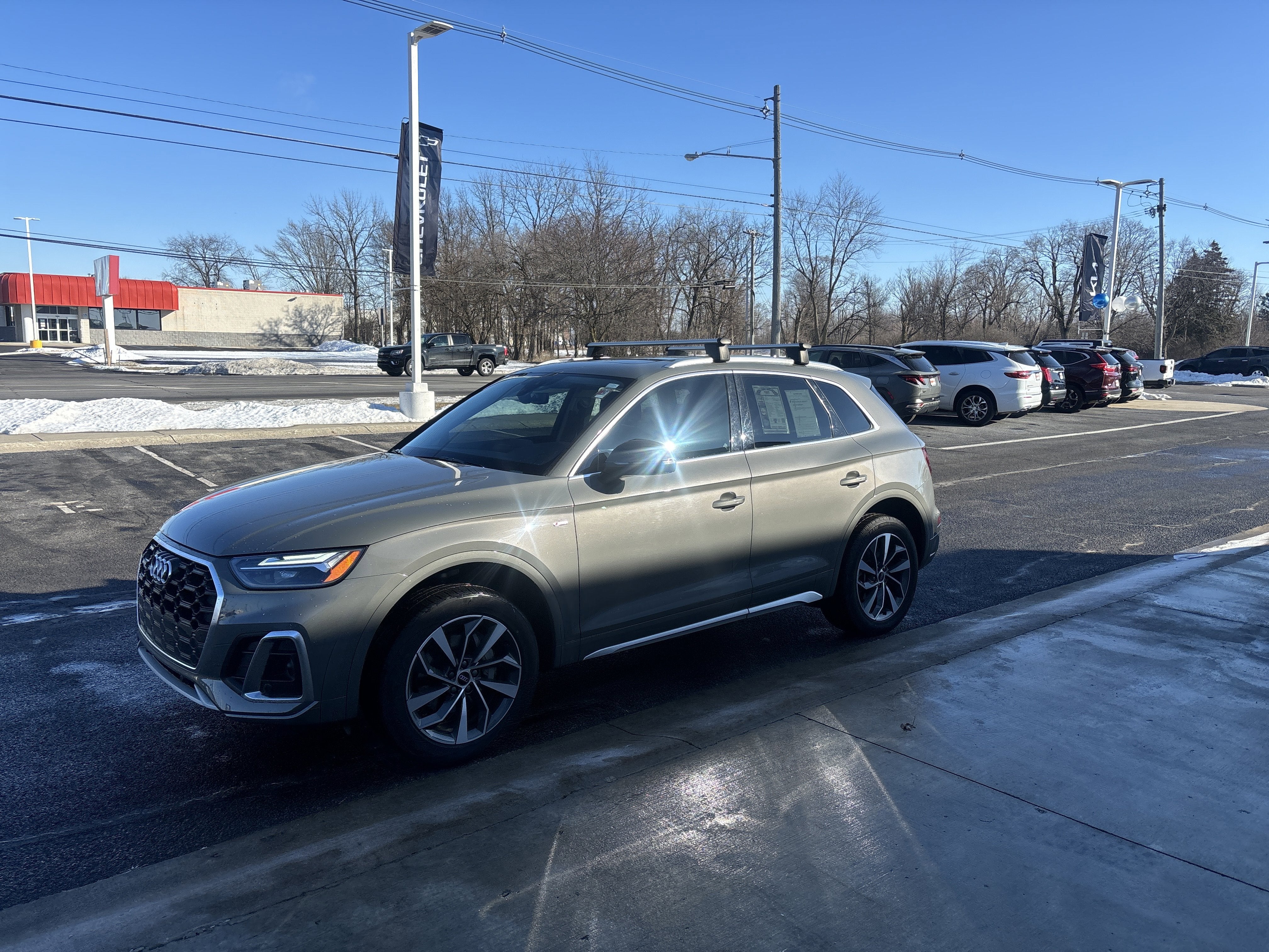 2024 Audi Q5 45 S line Premium quattro