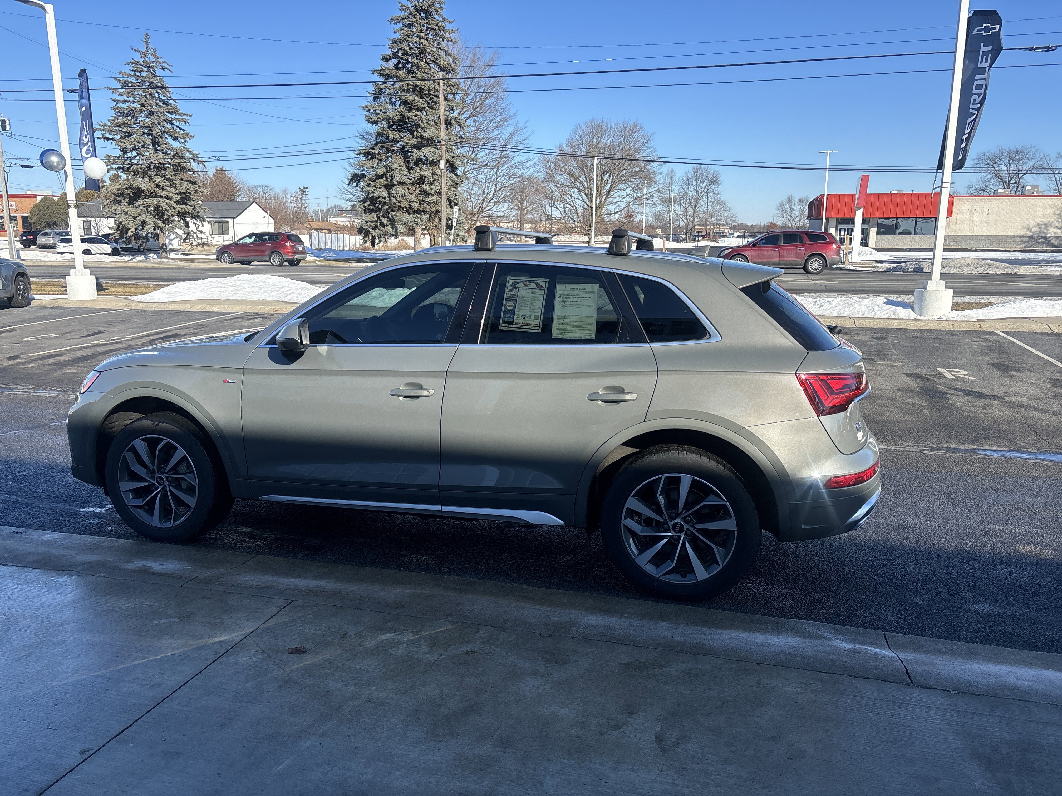 2024 Audi Q5 45 S line Premium quattro