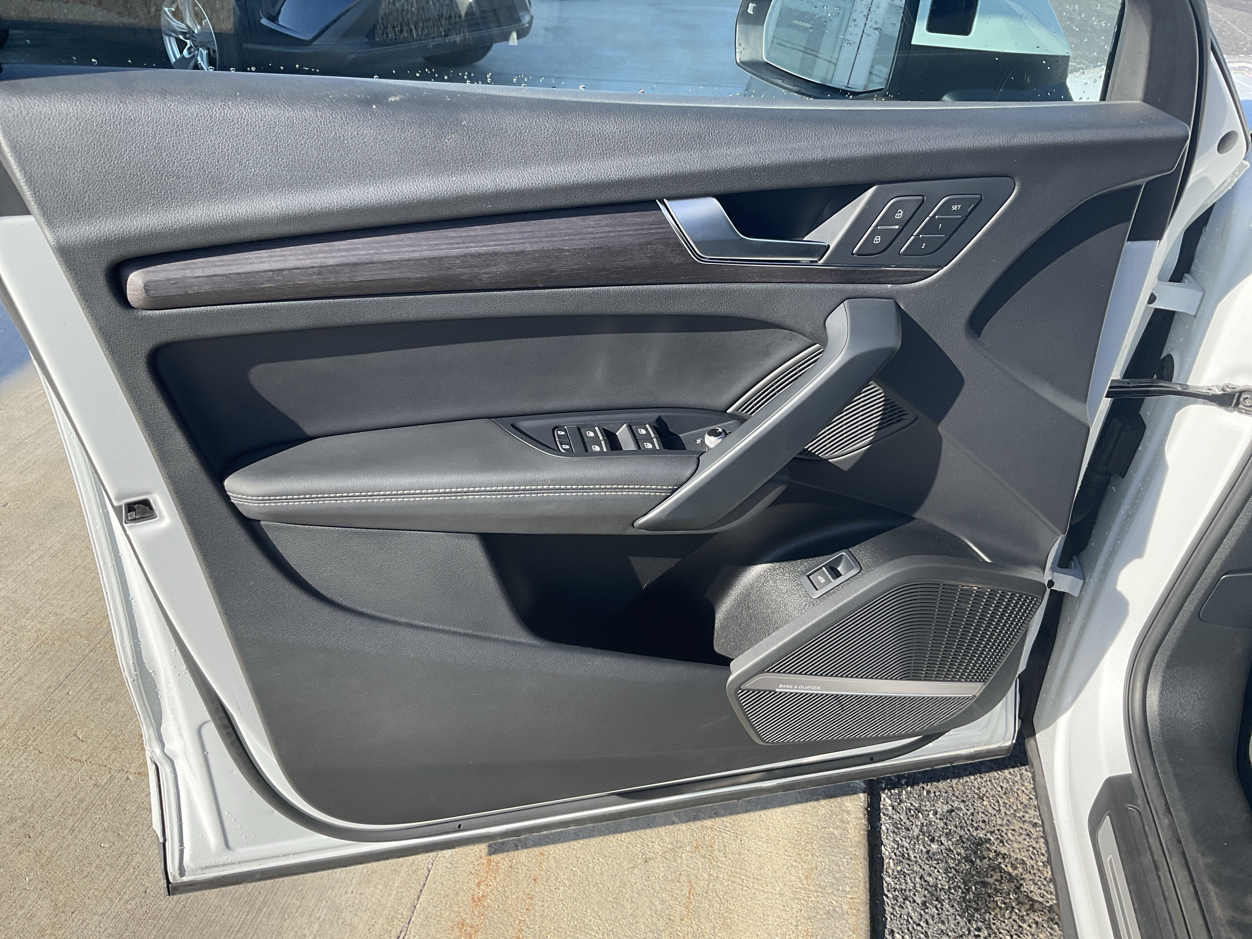 2024 Audi Q5 45 S line Premium quattro