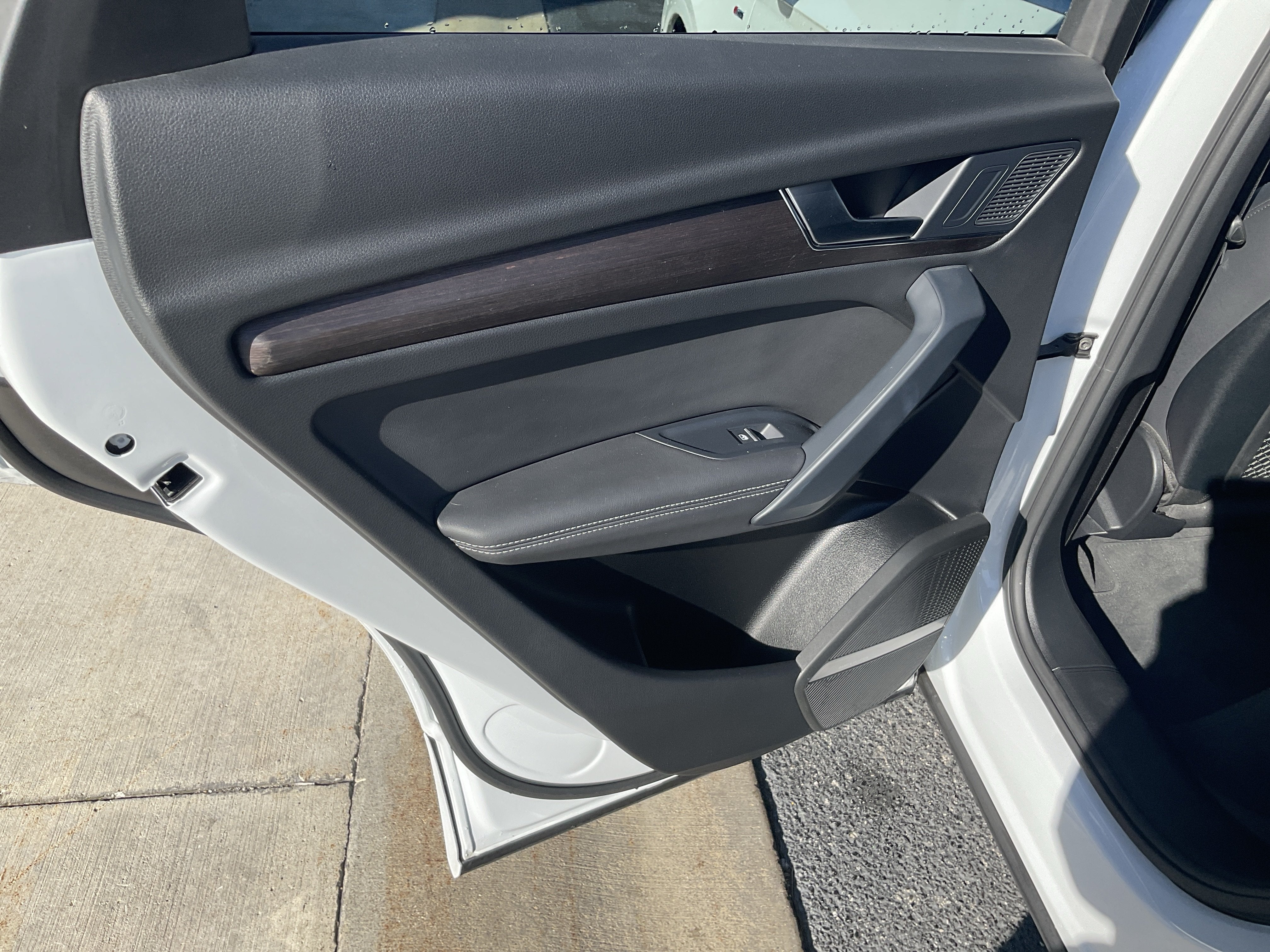 2024 Audi Q5 45 S line Premium quattro