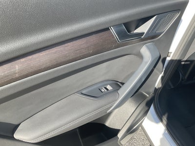 2024 Audi Q5 45 S line Premium quattro