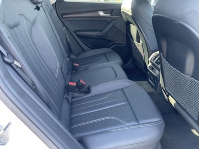 2024 Audi Q5 45 S line Premium quattro