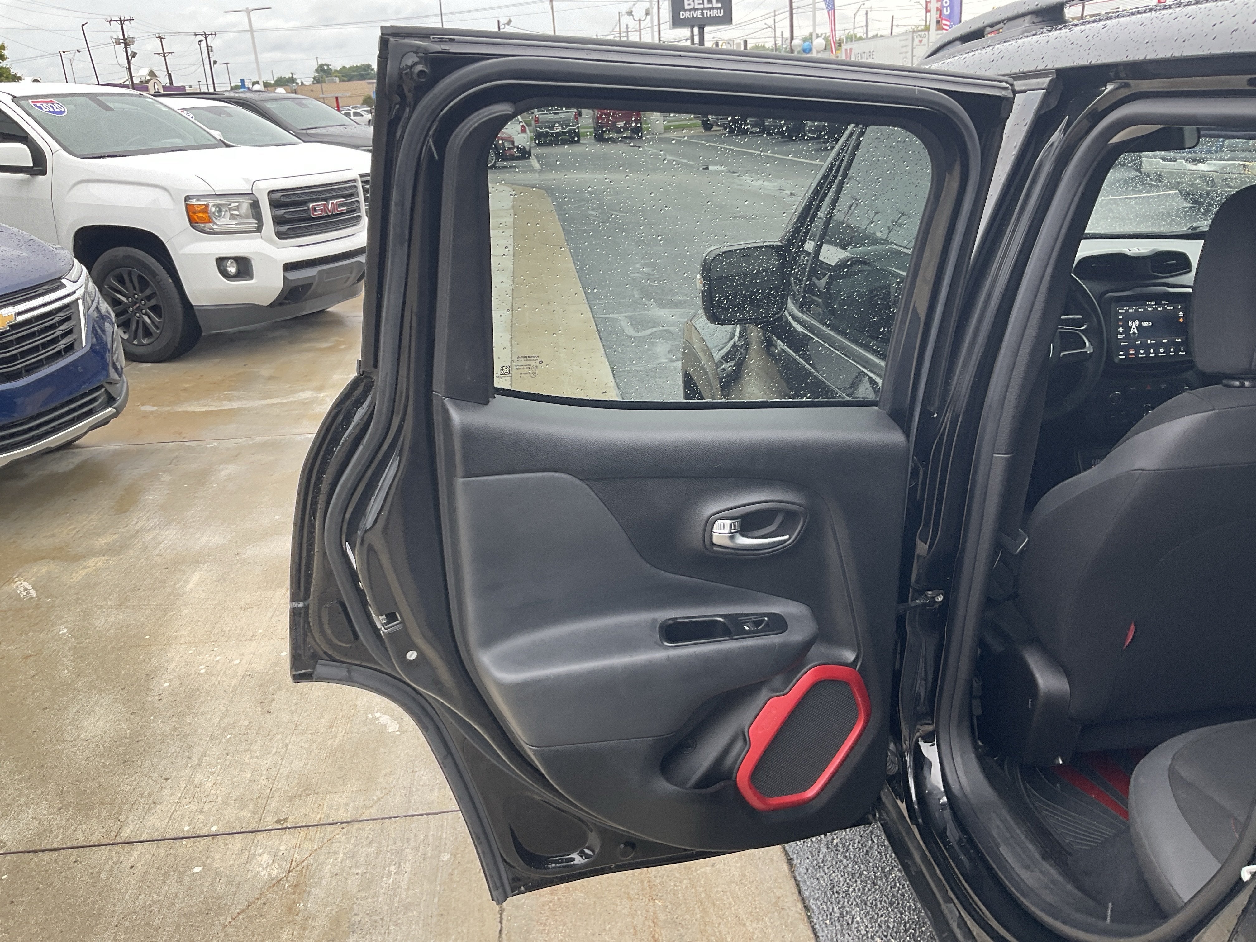2018 Jeep Renegade Trailhawk